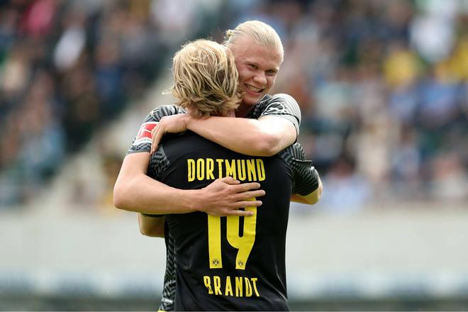 LOL Esports官方推特: Elk 是世界上最好的ADC之一!