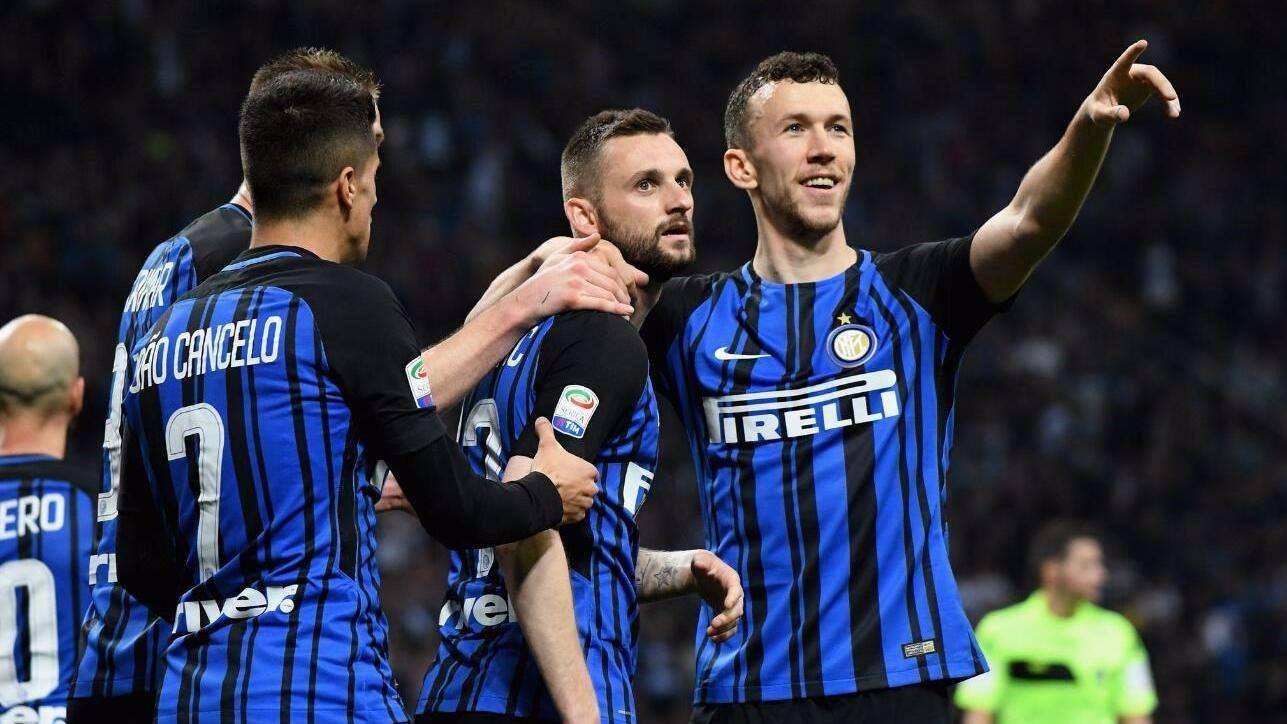 詹姆斯：布朗尼不太喜欢发消息 也许他正在芝加哥享用晚餐